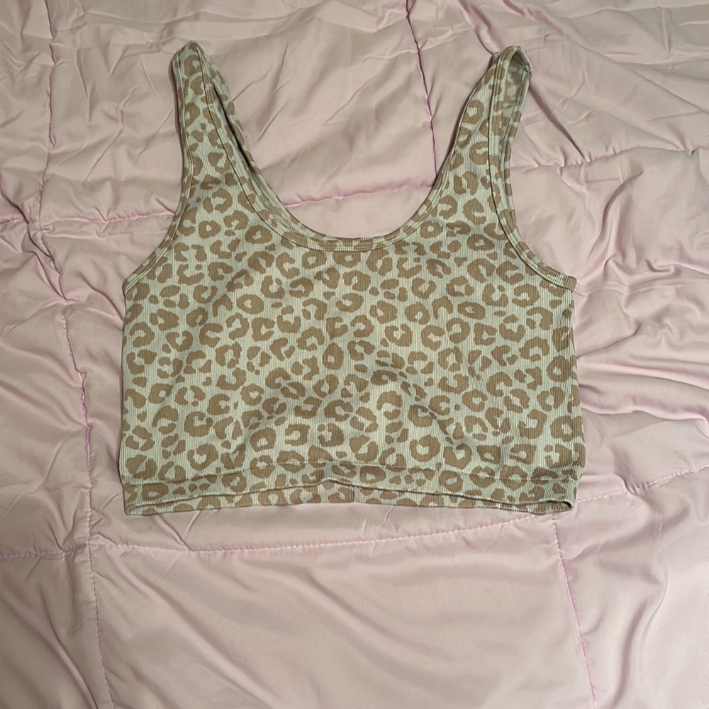 crop top